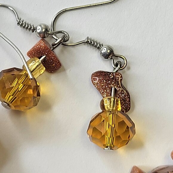 Brown hued gemstone fashion necklace and earrings set - Picture 3 of 14